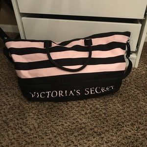 victoria secret duffel bag